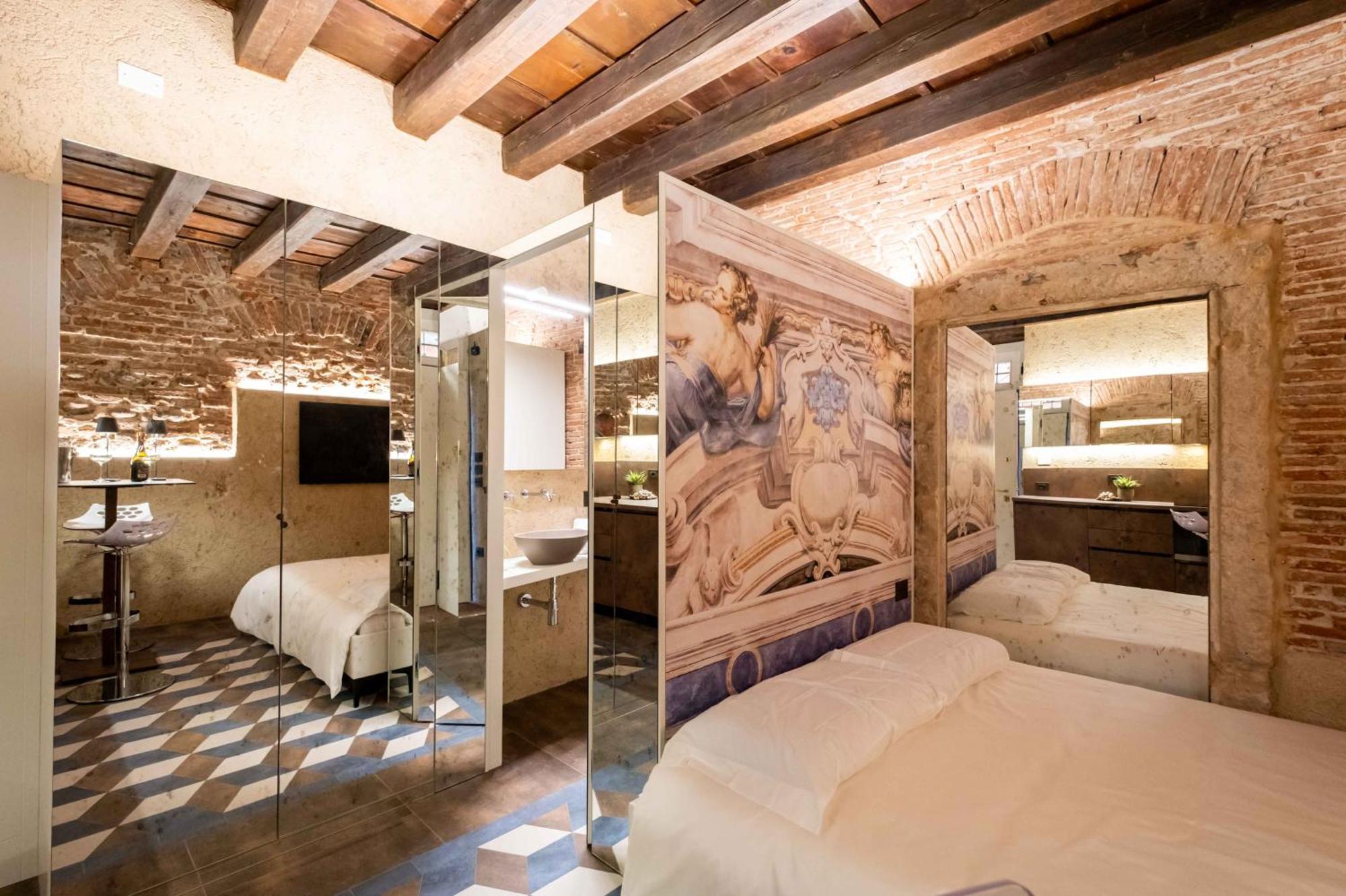 Verona Deluxe Boutique Room Экстерьер фото
